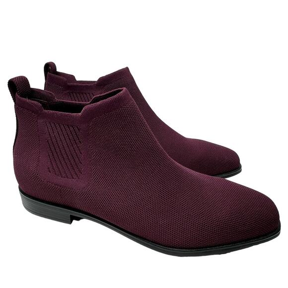 Women's Burgundy Ankle Boots - Picture 3 of 10